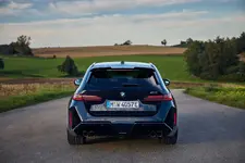 90576116-the-all-new-bmw-m5-touring-10-2024-2250px.webp
