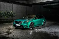 90576317-the-all-new-bmw-m5-touring-10-2024-2250px.webp