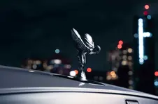 P90583537-black-badge-ghost-city-lights-2249px.webp