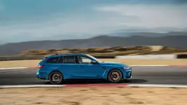 86-the-first-ever-bmw-m3-cs-touring-01-2025-2668px.webp