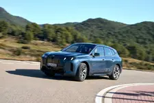 -xdrive45-arctic-race-blue-metallic-03-2025-2250px.webp