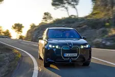 new-bmw-ix-m70-xdrive-tansanit-blue-03-2025-2250px.webp