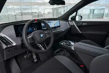 new-bmw-ix-m70-xdrive-tansanit-blue-03-2025-2248px.webp