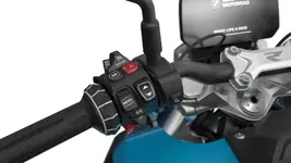 -r-1300-r-special-equipment-details-04-2025-2666px.webp