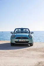 P90588699-mini-cooper-convertible-s-04-2025-999px.webp