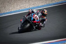 onship-rokit-bmw-motorrad-worldsbk-team-bmw-2250px.webp
