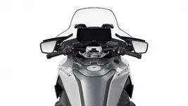 P90596296-the-new-bmw-r-1300-rt-04-2025-2666px.webp