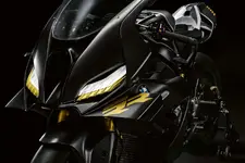 P90599018-bmw-motorrad-concept-rr-2250px.webp