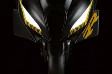 P90599023-bmw-motorrad-concept-rr-2250px.webp