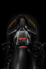 P90599094-bmw-motorrad-concept-rr-1000px.webp