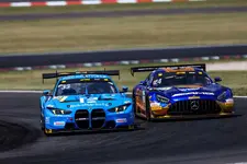 rt-motorsport-33-bmw-m4-gt3-evo-ren-rast-ro-2250px.webp