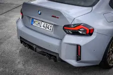 P90600887-the-new-bmw-m2-cs-2250px.webp