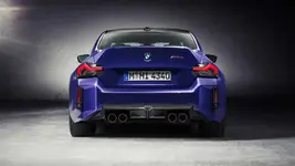 P90600915-the-new-bmw-m2-cs-2666px.webp