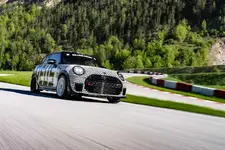 7650-mini-john-cooper-works-24h-nbr-05-2025-2250px.webp