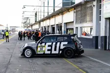 eus-at-the-24-hour-race-on-the-nuerburgring-2250px.webp