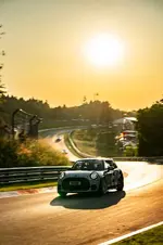 deus-at-the-24-hour-race-on-the-nuerburgring-999px.webp