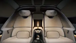 33 - EXP 15 Interior.webp