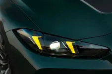 P90610772_highRes.webp
