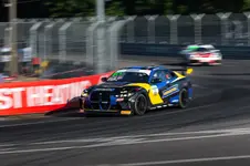 P90609476_highRes.webp