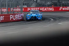 P90609263_highRes.webp