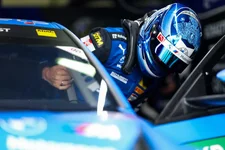 ubert-motorsport-33-bmw-m4-gt3-evo-ren-rast-2250px.webp