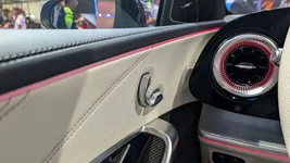 mercedes-glc-eq-85.webp