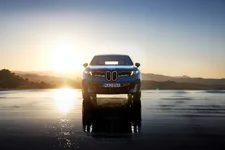 P90615636-the-new-bmw-ix3-50-xdrive-09-2025-2248px.webp
