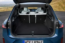 P90615672-the-new-bmw-ix3-50-xdrive-09-2025-2248px.webp