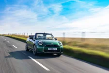 19409-the-mini-cooper-convertible-s-10-2025-2250px.webp