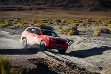 23007-the-bmw-x5-conquers-the-rebelle-rally-2250px.webp